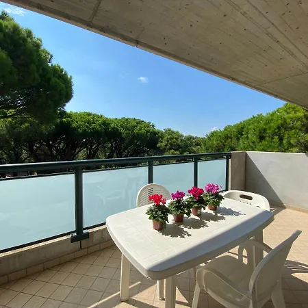 アパートホテル Pineta