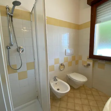 アパートホテル Pineta 2*