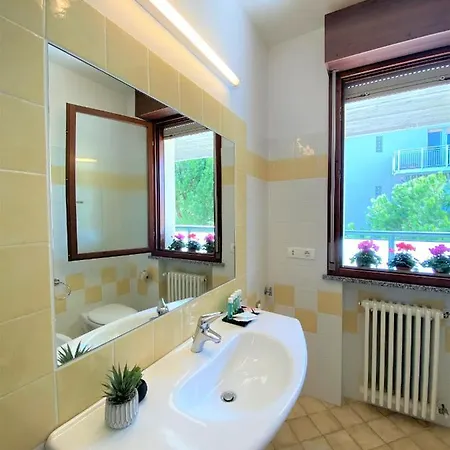 Pineta アパートホテル 2*