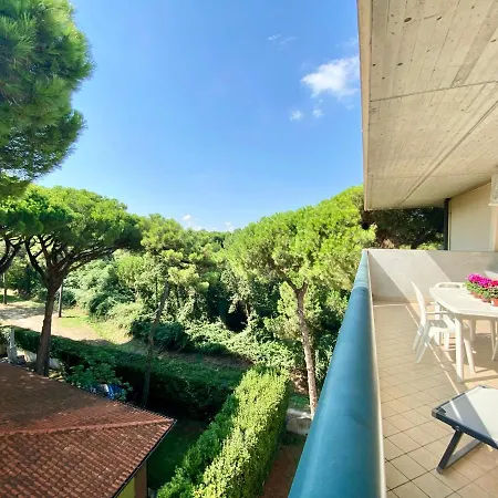 アパートホテル Pineta