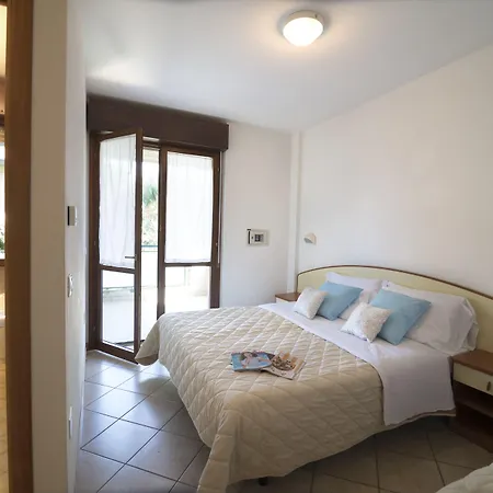 アパートホテル Pineta ミラノ・マリッティマ