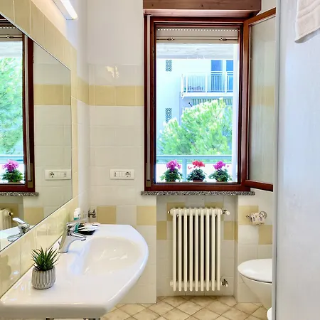 Pineta アパートホテル 2*