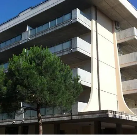 Aparthotel Pineta