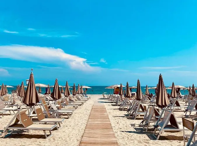 Pineta Hotel apartamentowy 4*