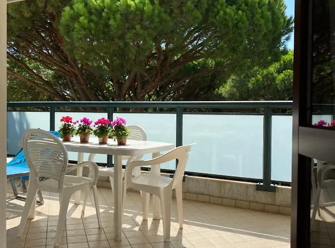 Pineta Lejlighedshotel