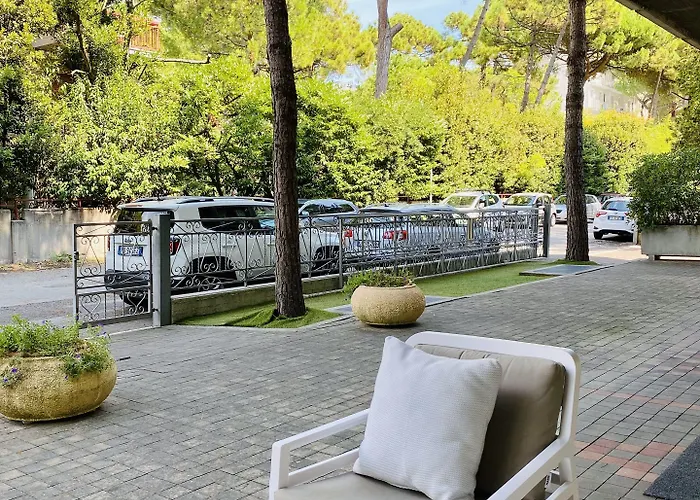 Apartmanhotel Pineta 4*